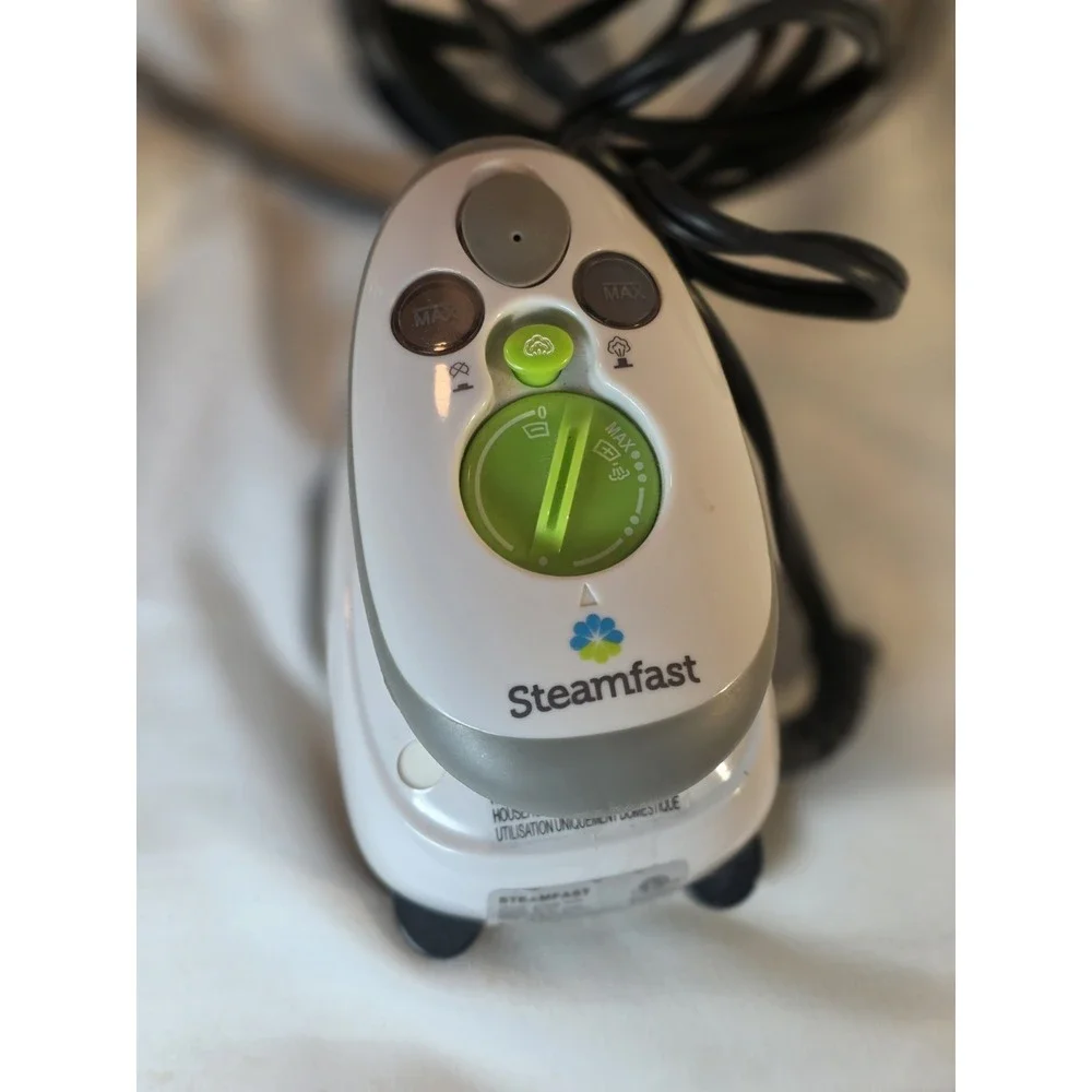 Steamfast SF-727 Mini Steam Iron For Travel Sewing And Quilting Stream Wrinkles
